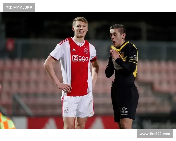 阿贾克斯比赛视频